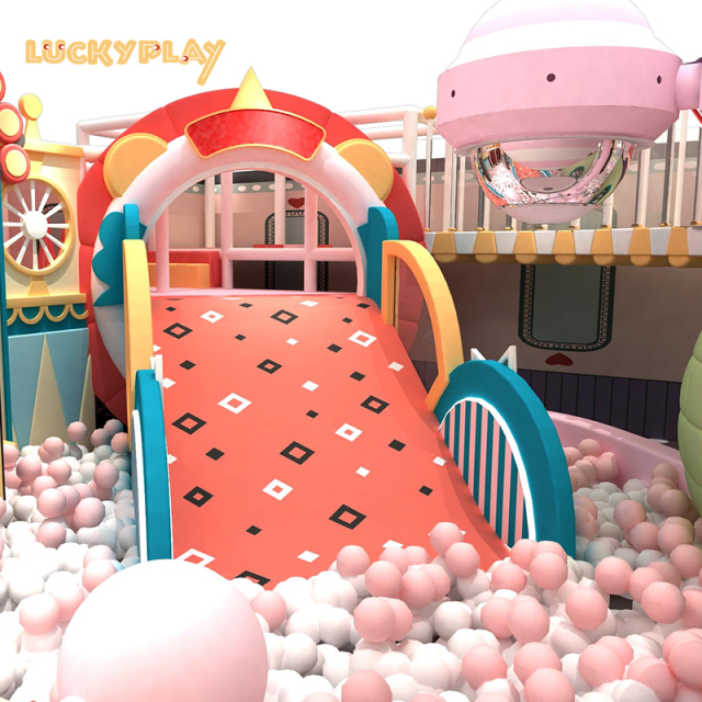 Sweet Candy Theme Children's Indoor Playground Equipment