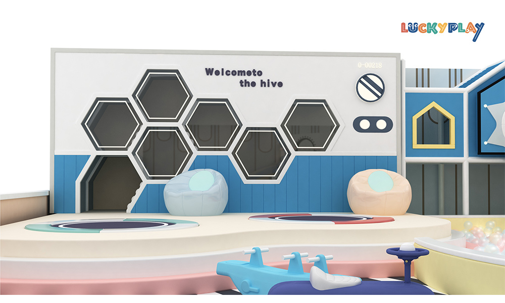 Profitable Attractive Decoration Well Balanced Multi-Gaming Indoor Playground Project For Sell