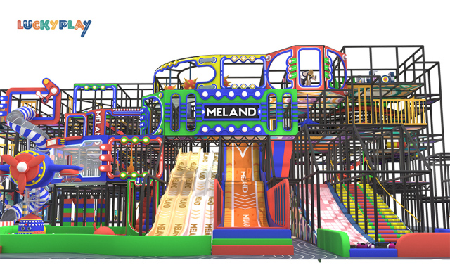 Playground Children's Adventure Play Center Indoor ball pool Trampoline Big slide children's indoor playground