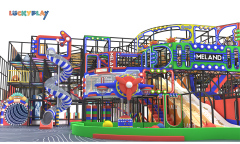 Playground Children's Adventure Play Center Indoor ball pool Trampoline Big slide children's indoor playground