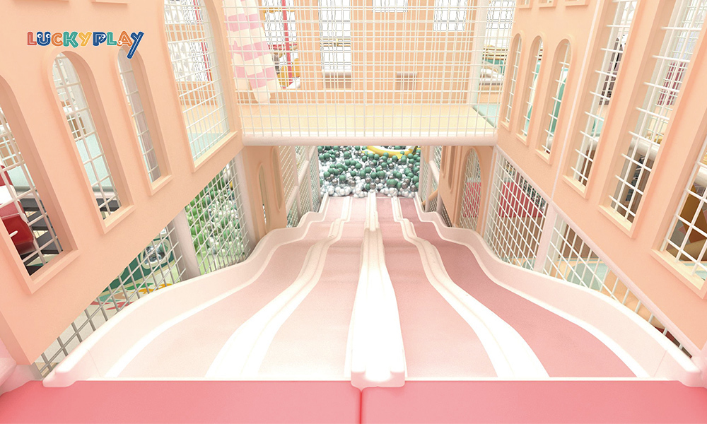 Warm indoor playground design