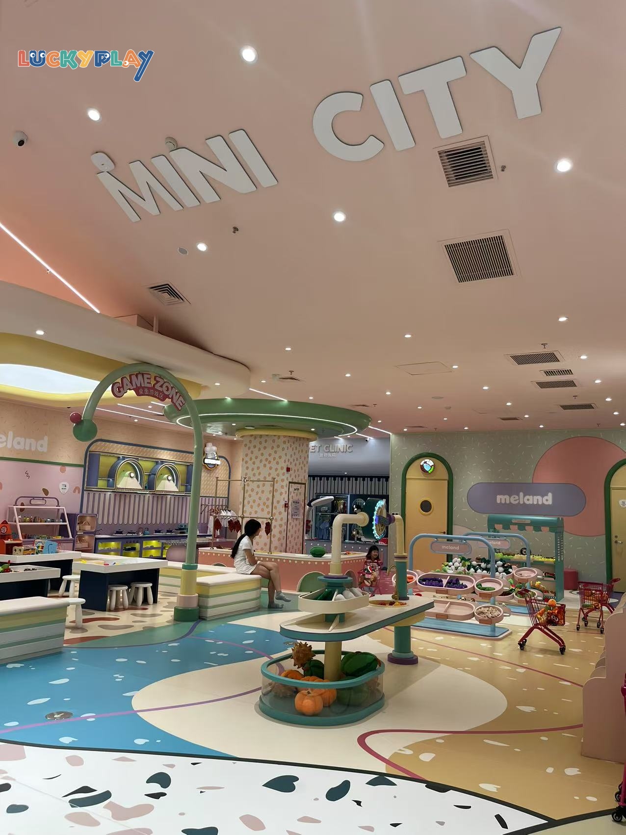 Indoor playground role-playing games