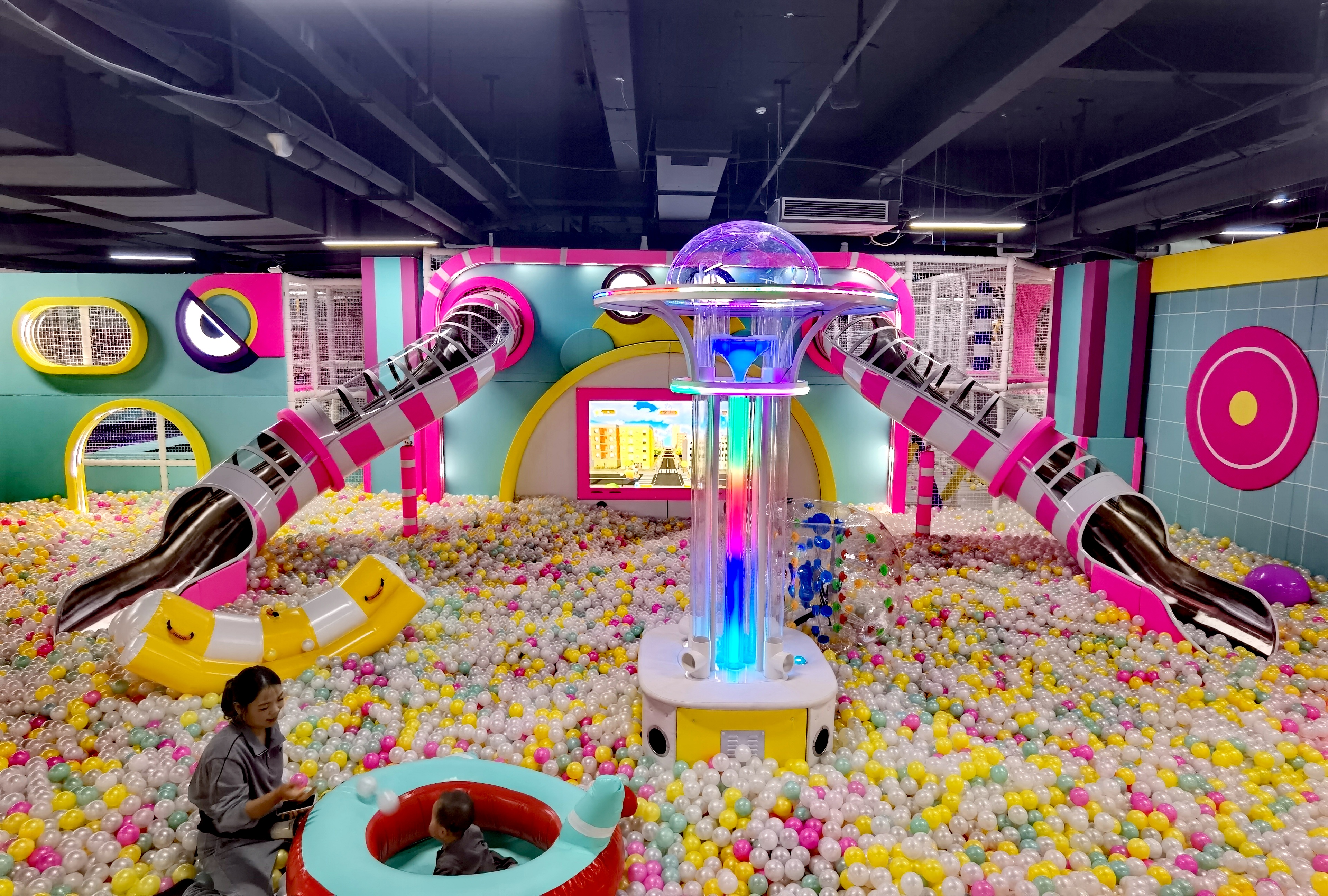 commercial indoor playground