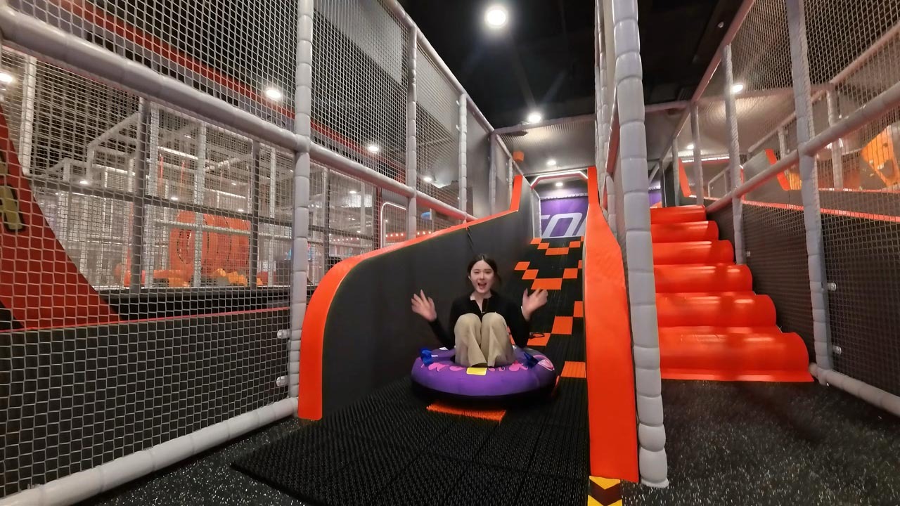 Top Player Indoor Entertainment Center