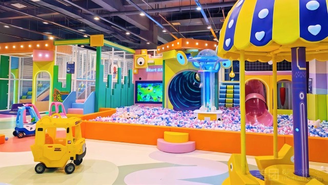 300㎡ | 4m Height | Ages 2–12 | Soft Playground