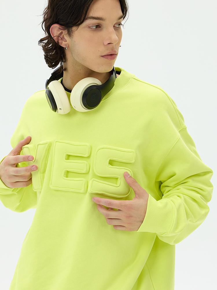 Cotton-filled 3D Raised YES Lettering Crewsweatshirt Bold Typography Oversized Fit Couples Matching Streetwear SQQZ PROJECT Original