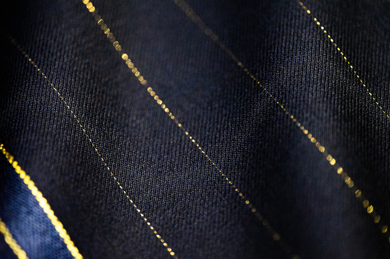 T0004（280GR/MT）100% Super 150's Luxury Merino Wool & 24K Gold Thread（Price for 0.1MT）