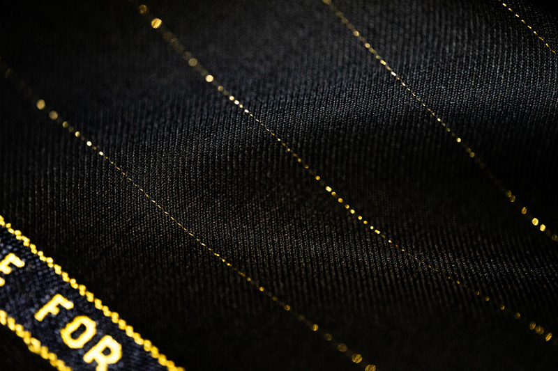 T0006（280GR/MT）100% Super 150's Luxury Merino Wool & 24K Gold Thread（Price for 0.1MT）