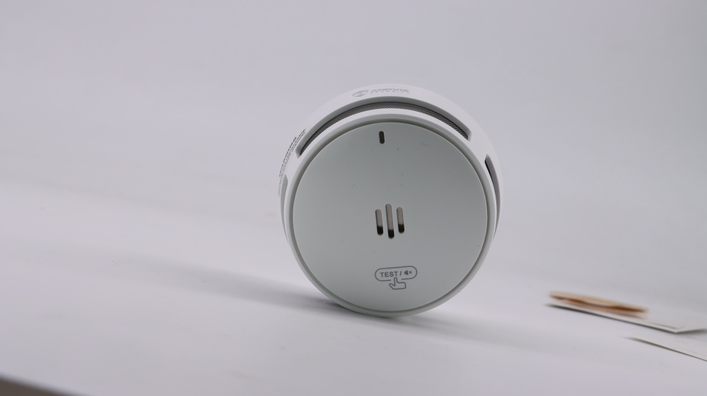 Smoke Detectors & Fire Alarms, 10-Year Battery Wireless Interconnected Smoke Alarm, Photoelectric Fire Alarm for Home, UL & FCC Compliant, 925 MHz USA Only, 3-Pack