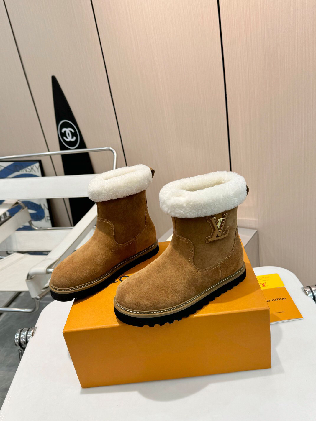LV