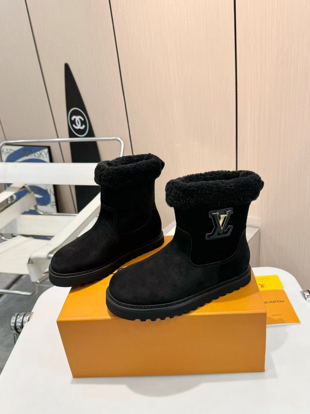LV