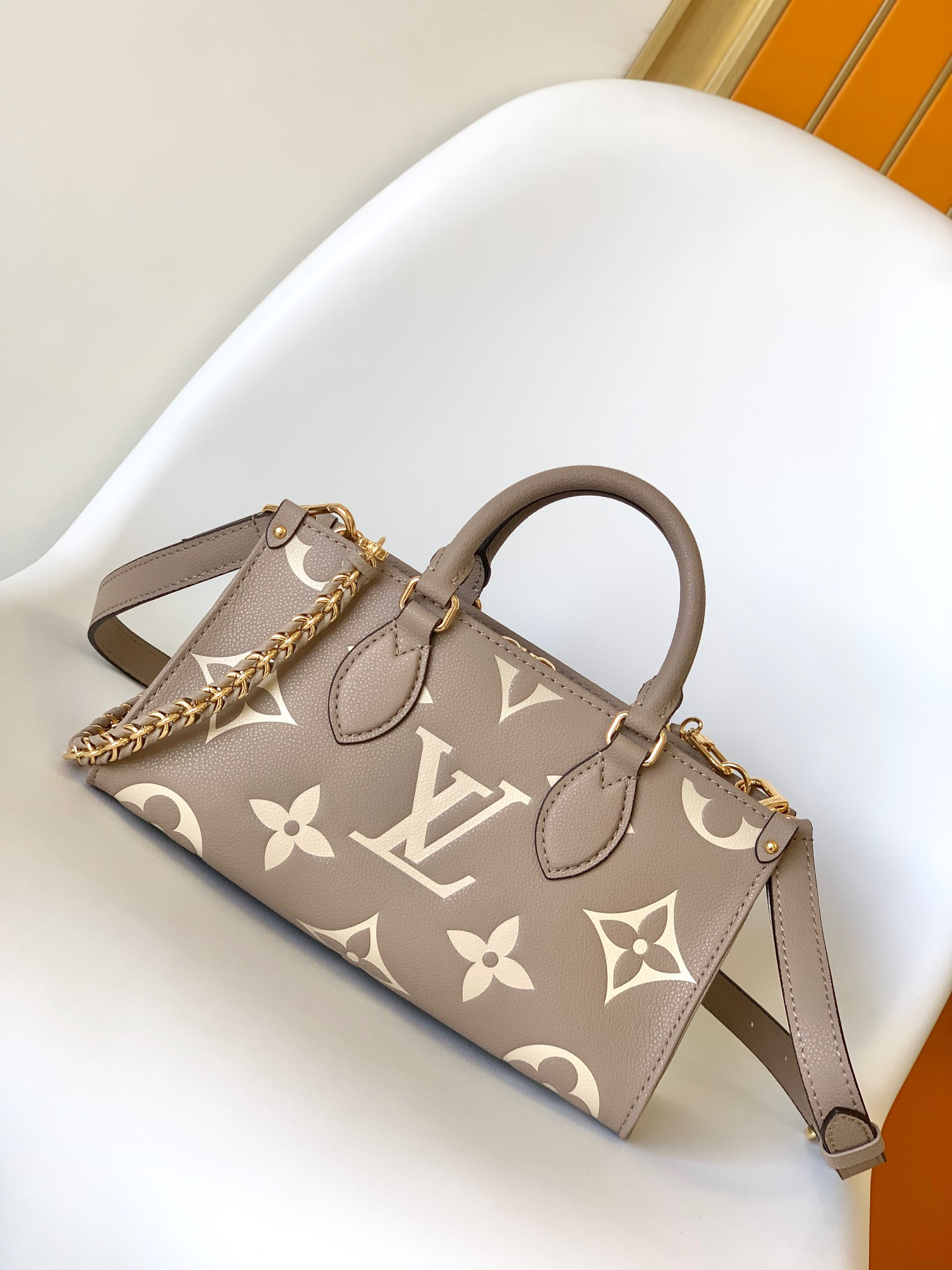 LV