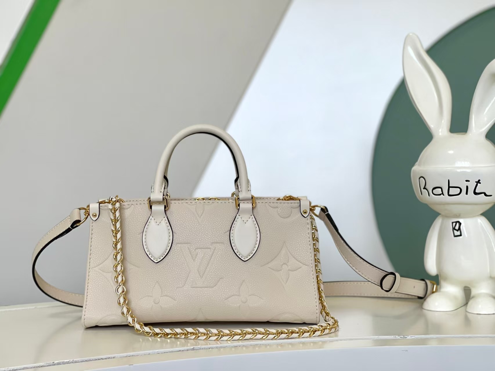 LV