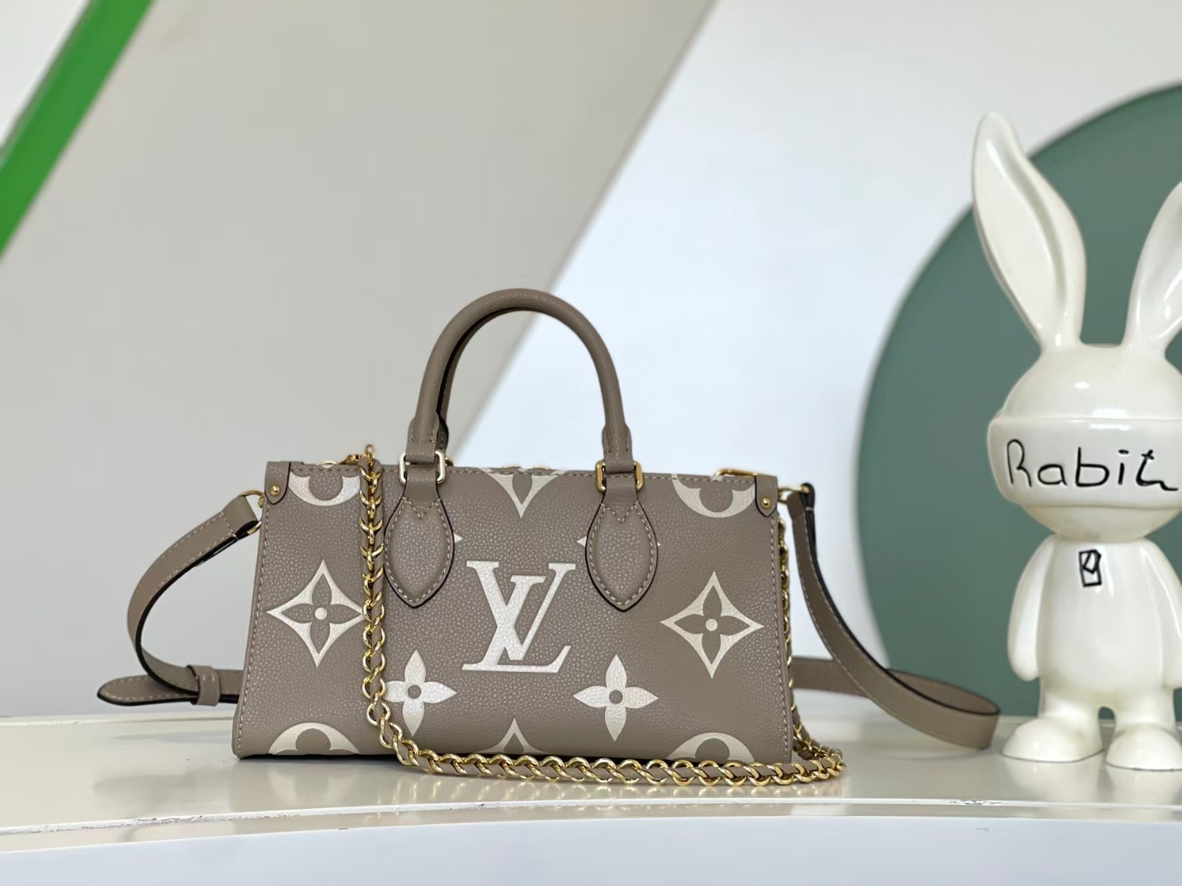 LV