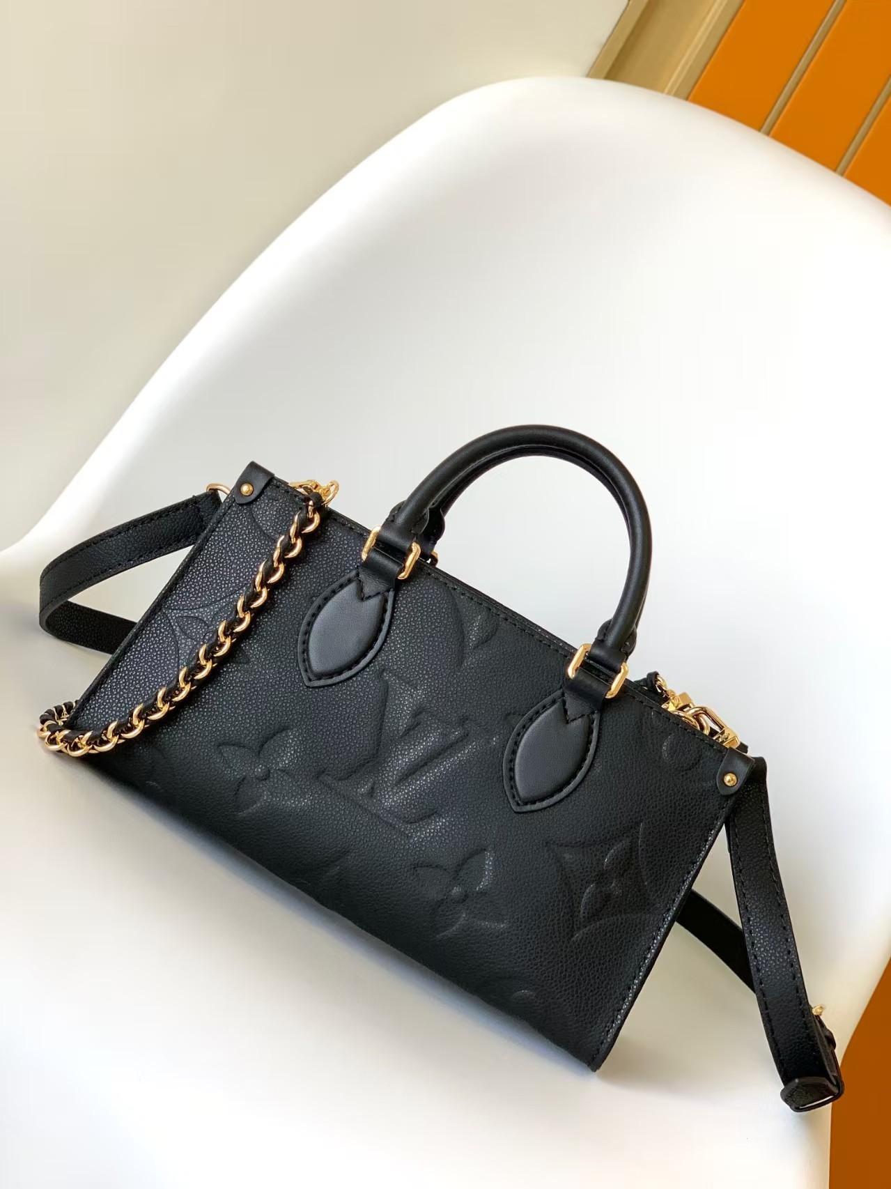 LV