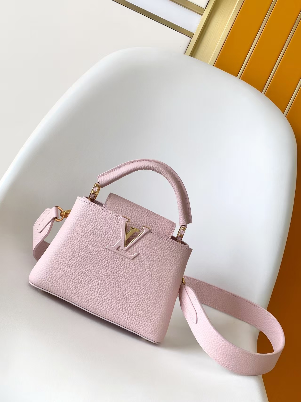LV