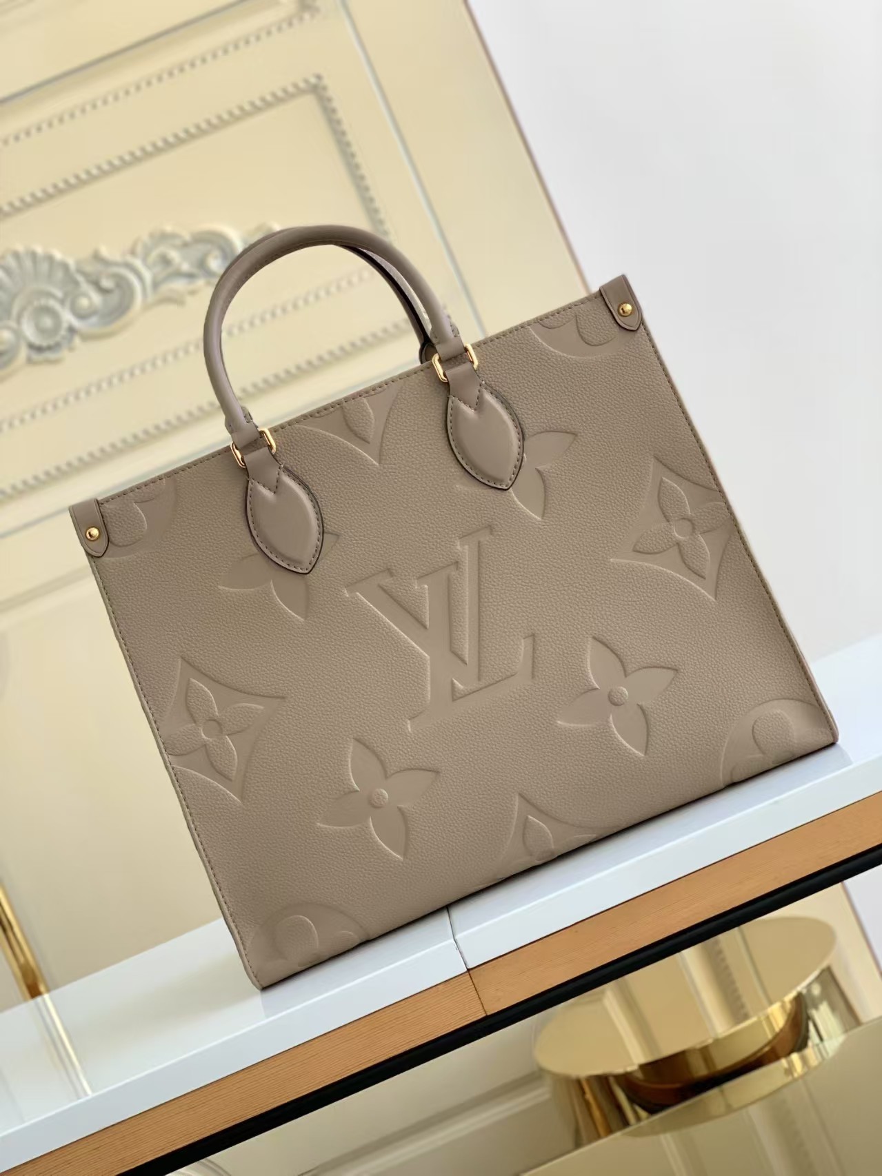 lv