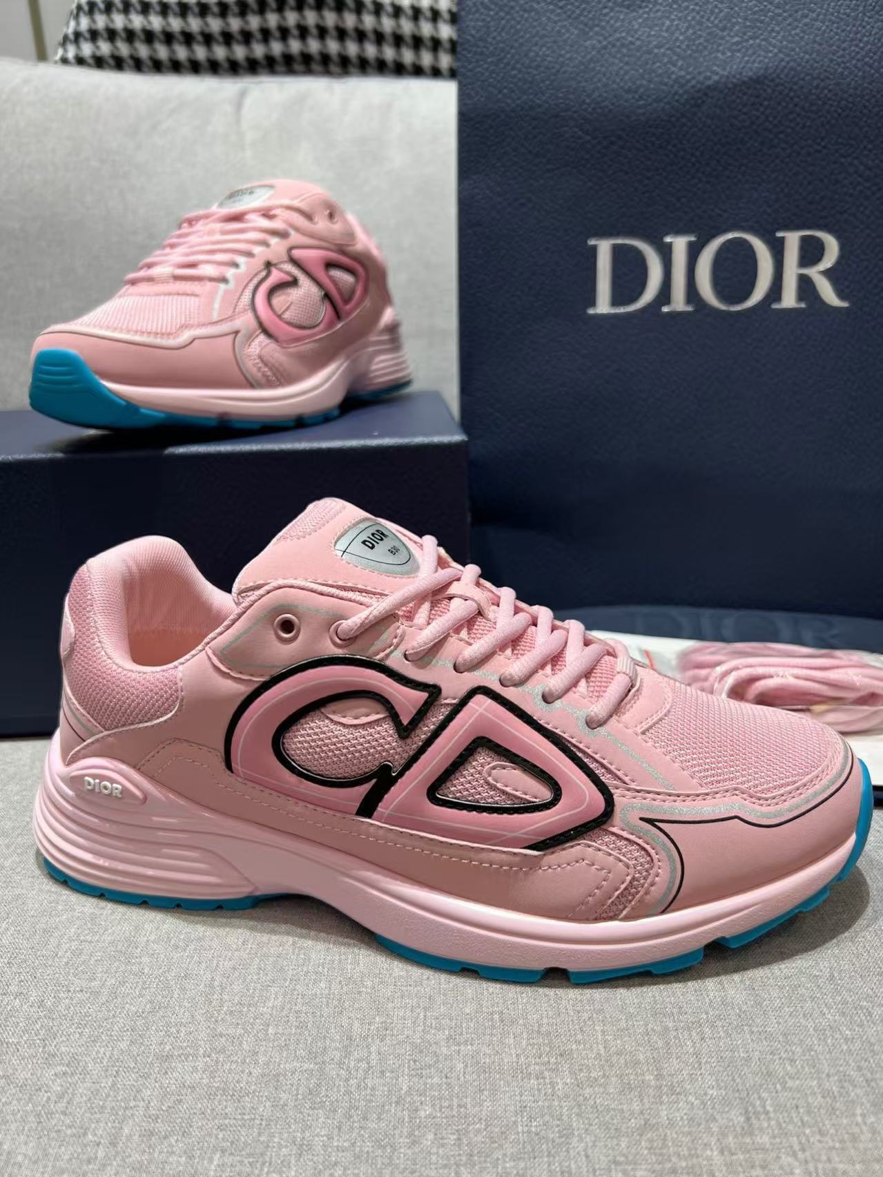 Dior