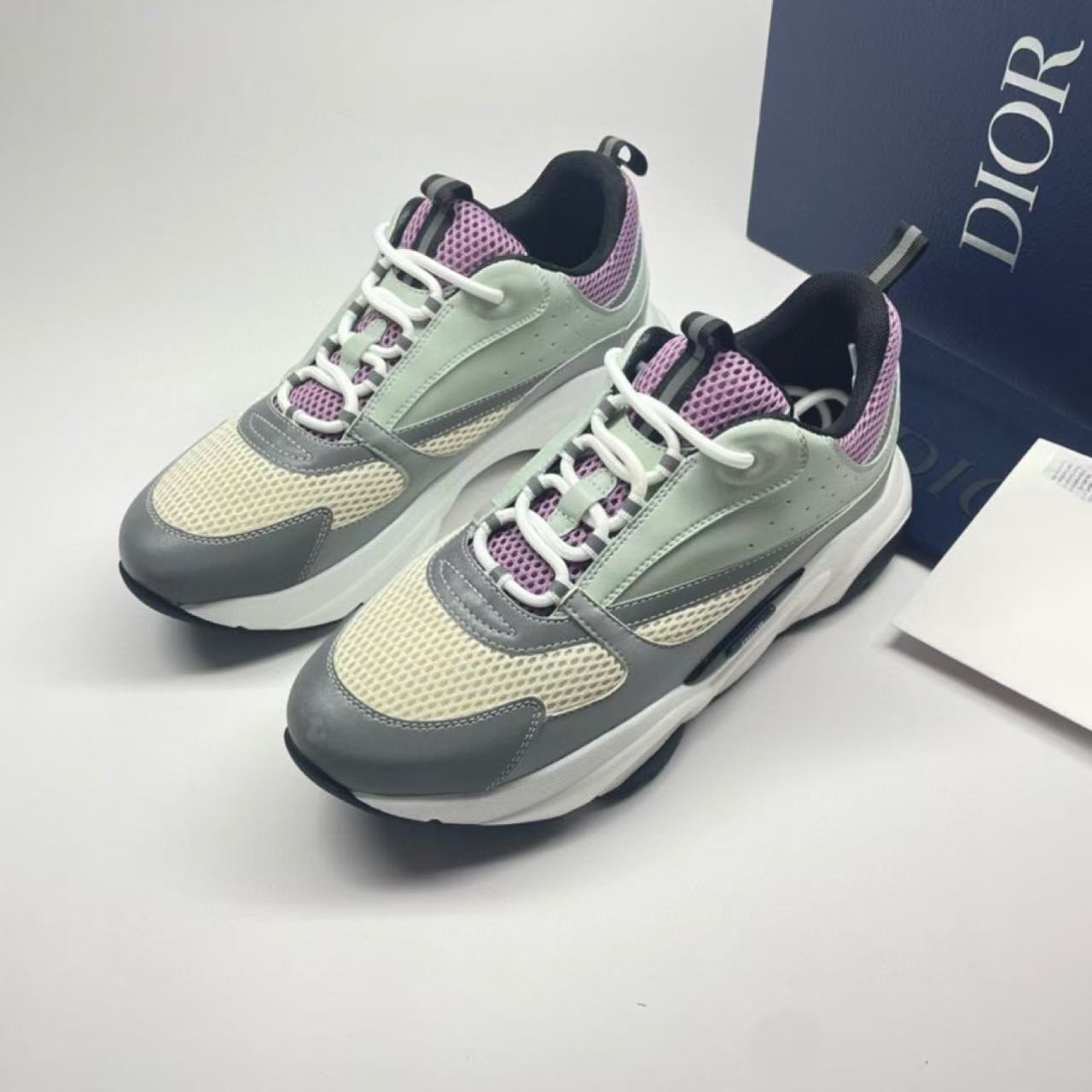 Dior