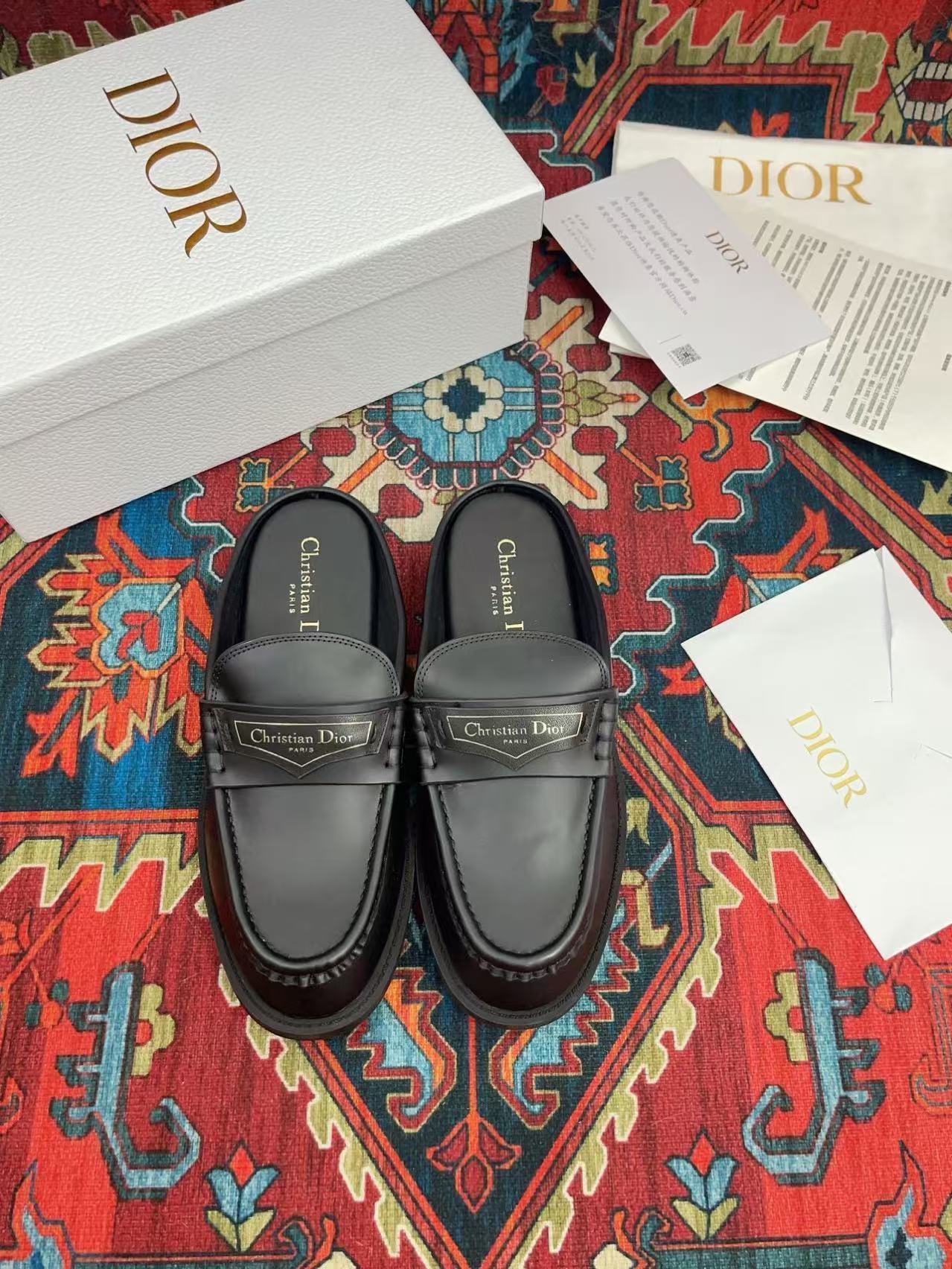 Dior
