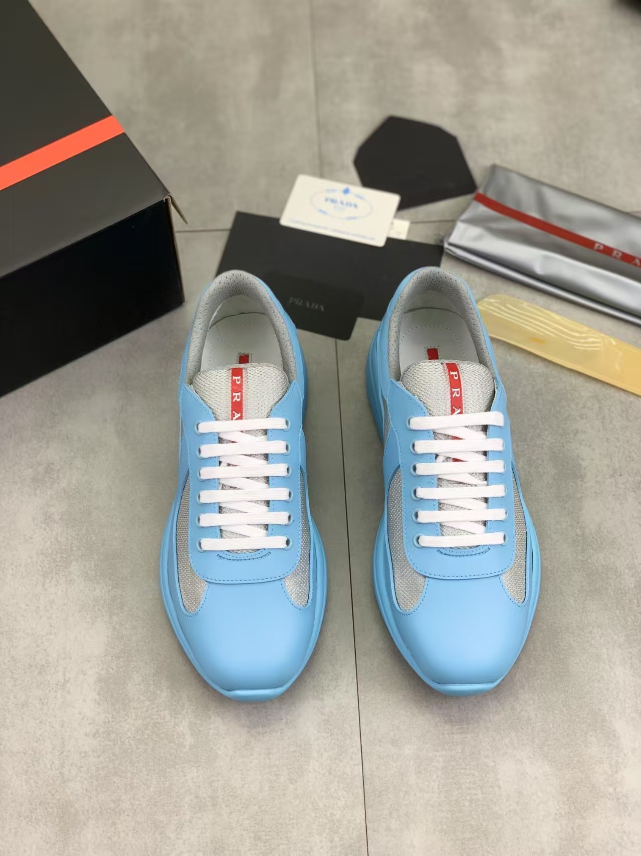 PRADA