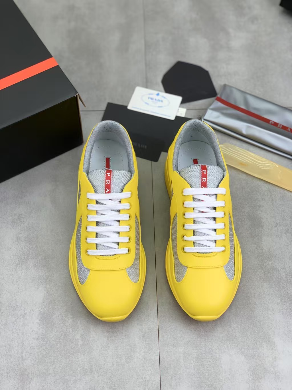 PRADA