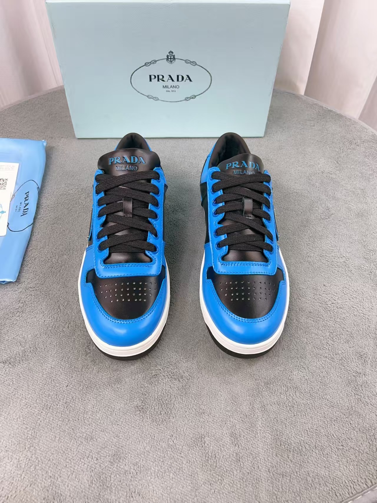 PRADA