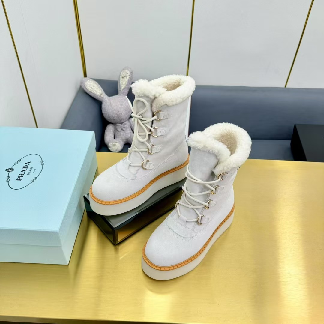 PRADA