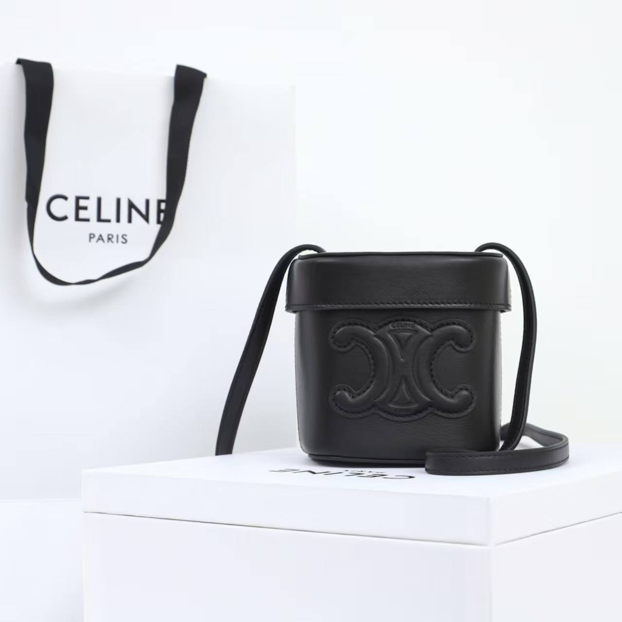 CELINE