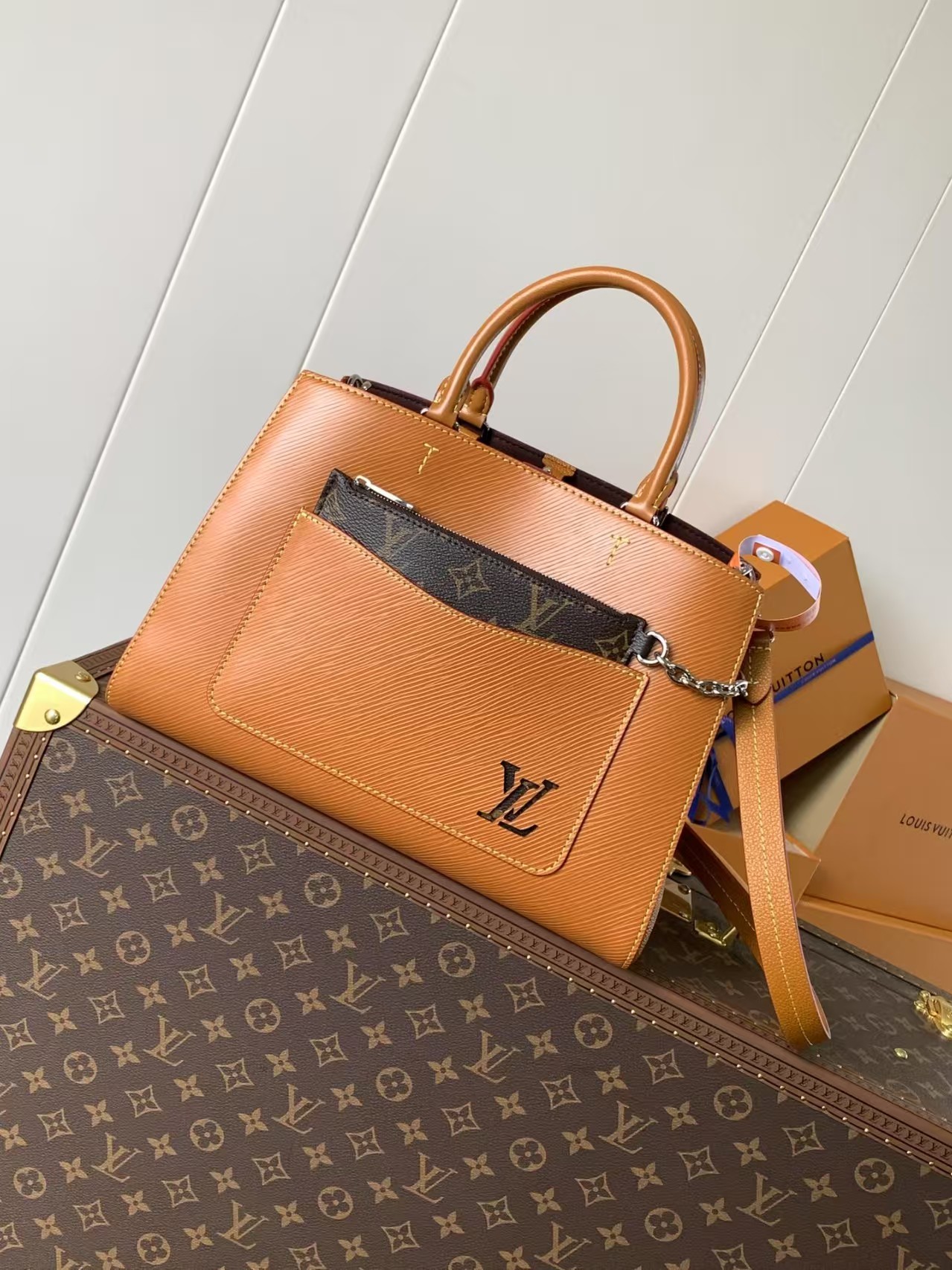LV