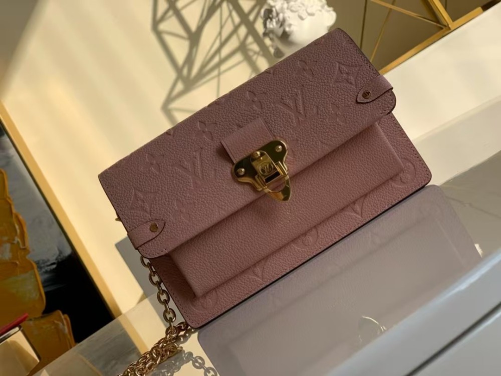 LV