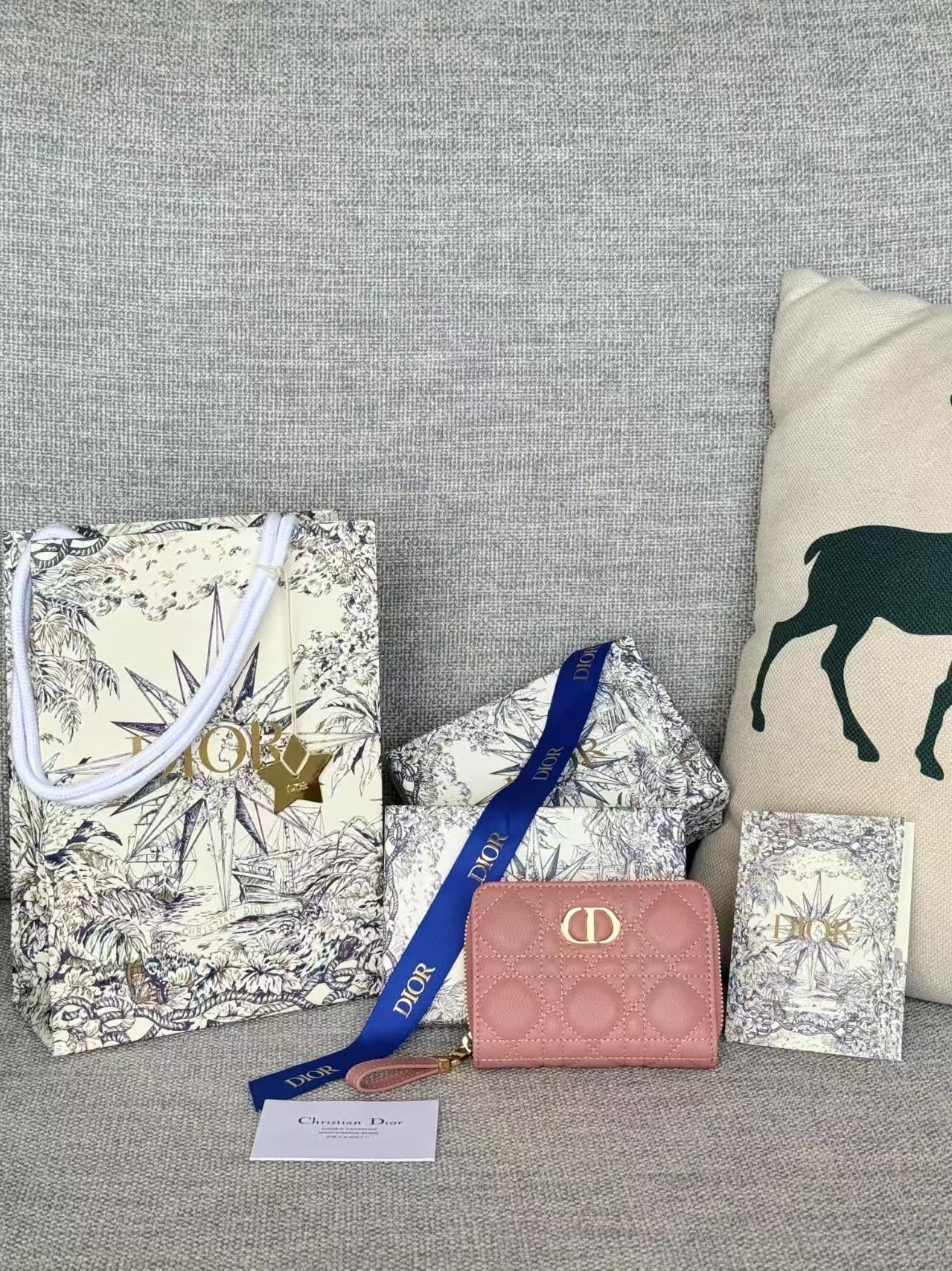 Dior
