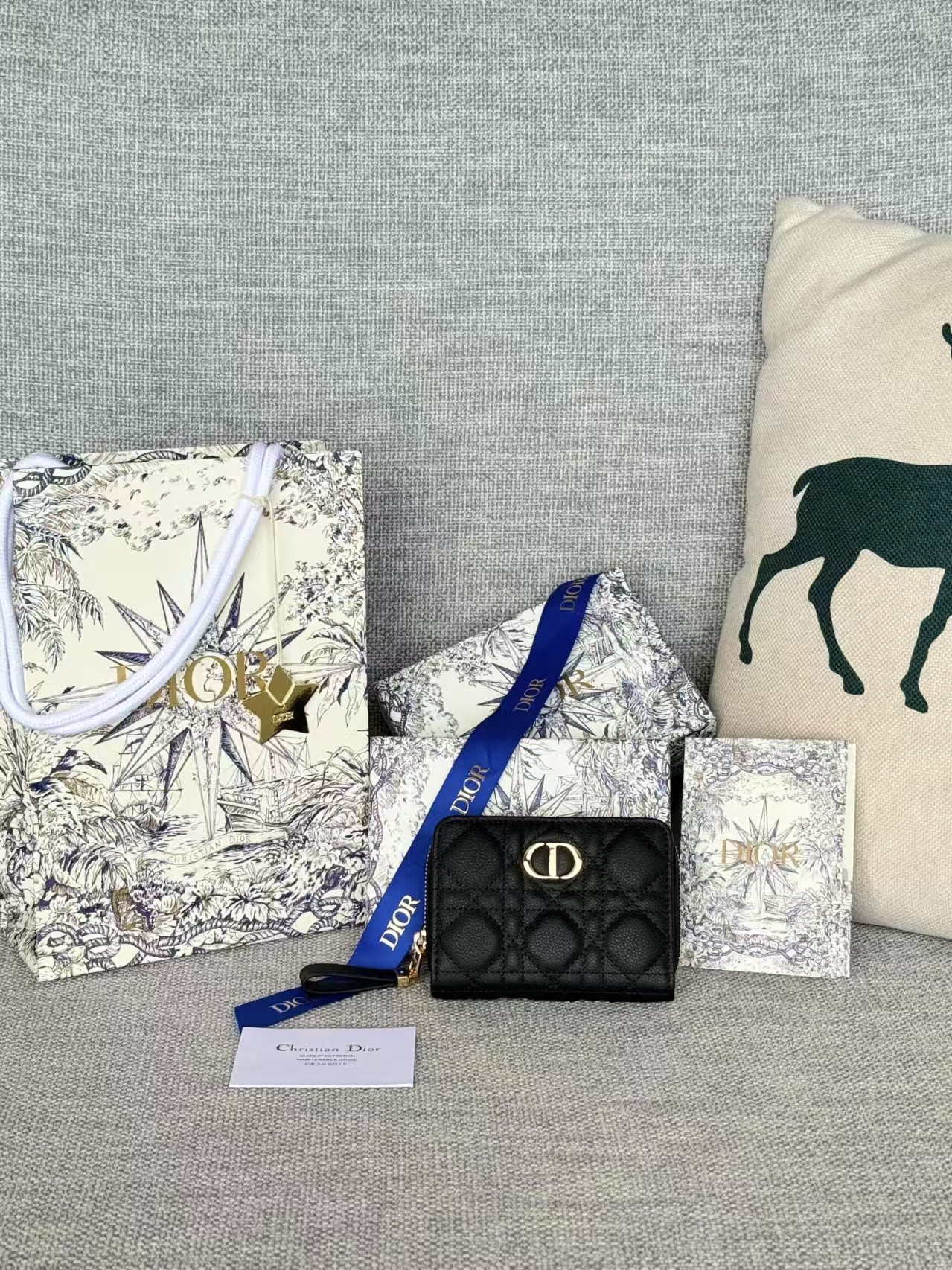 Dior
