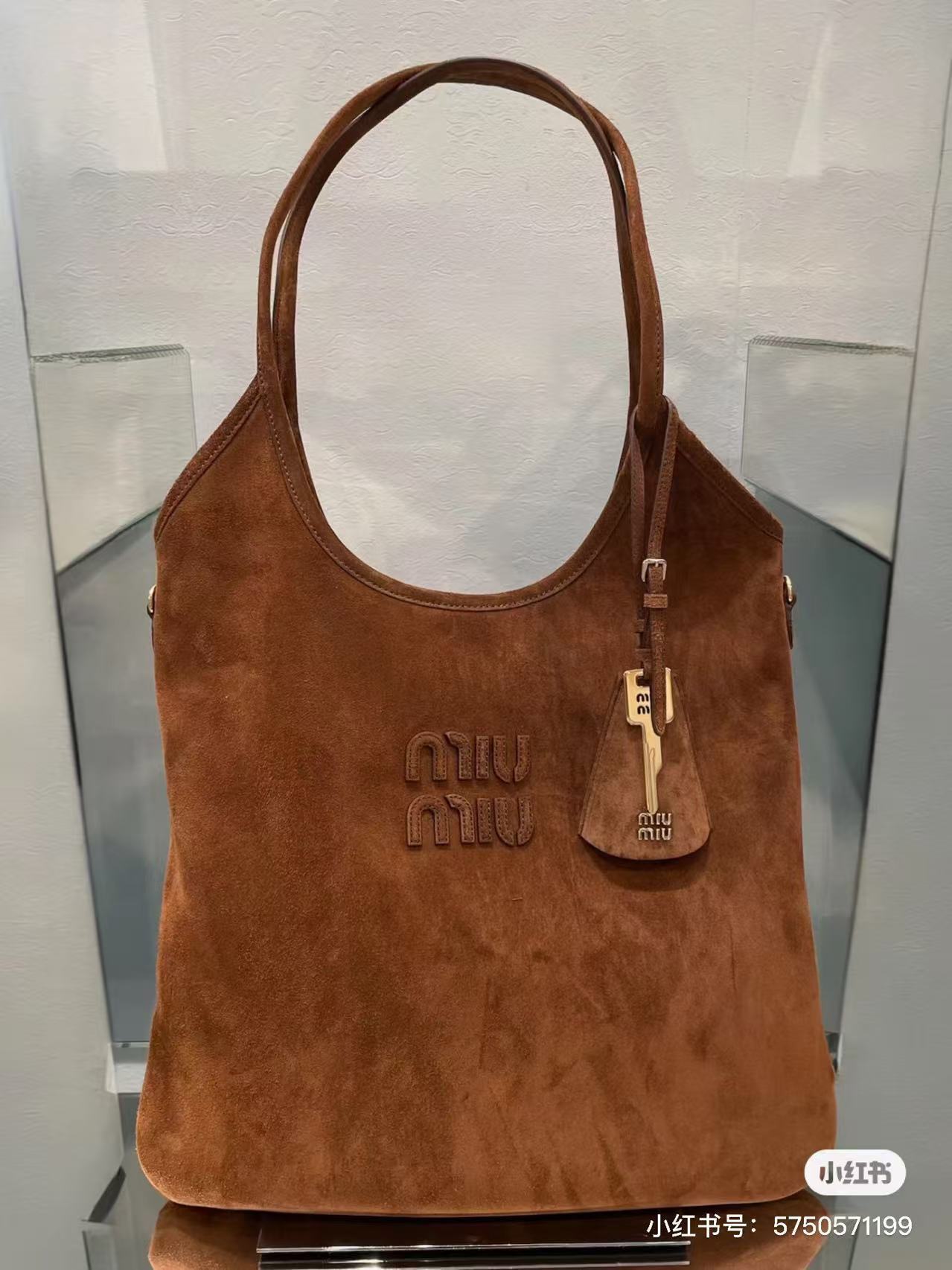 MIUMIU