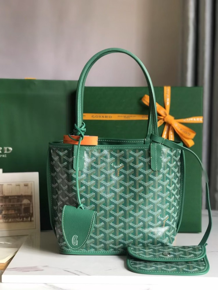 GOYARD