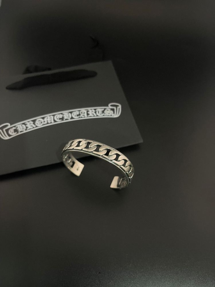 CHROME HEARTS