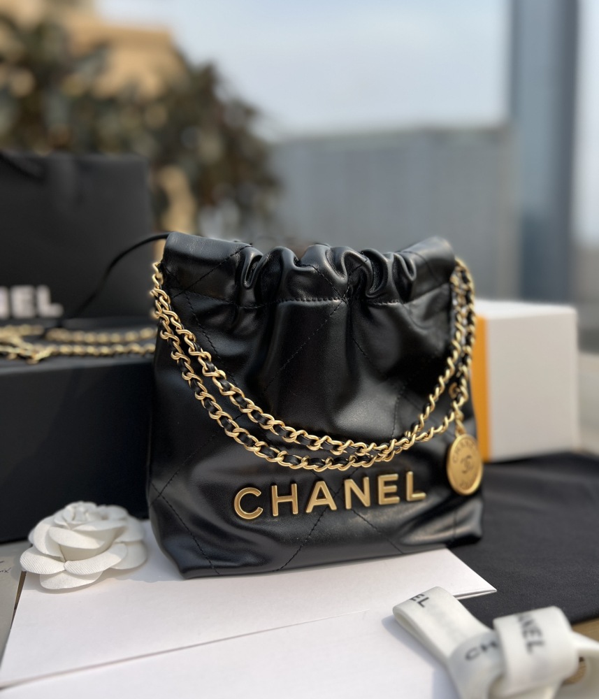 Chanel 22 bags gold