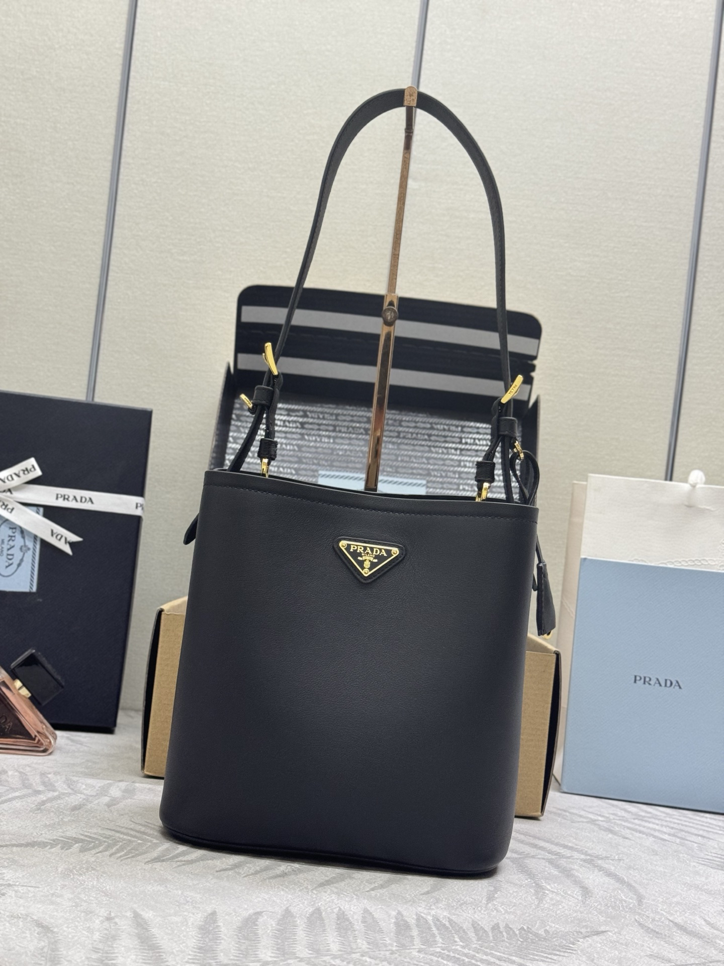 PRADA