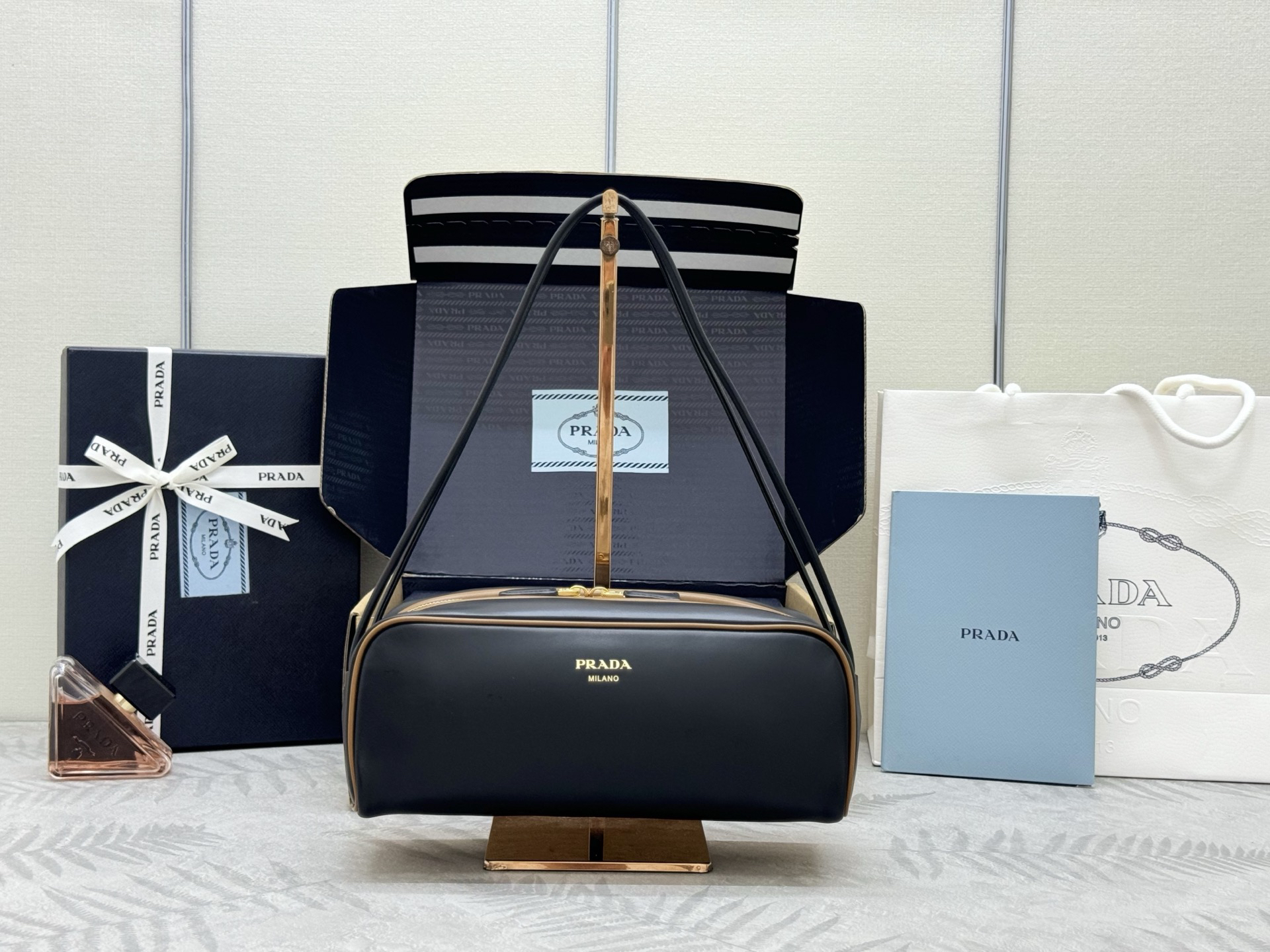 PRADA