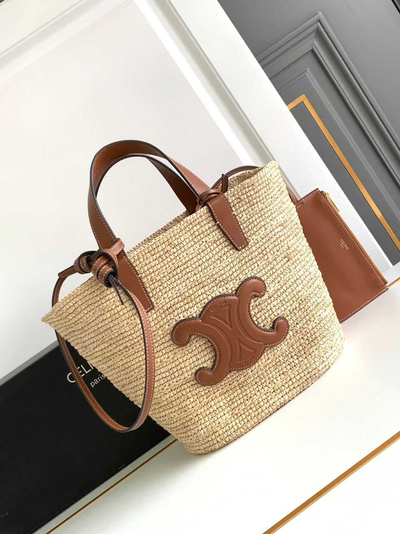 CELINE