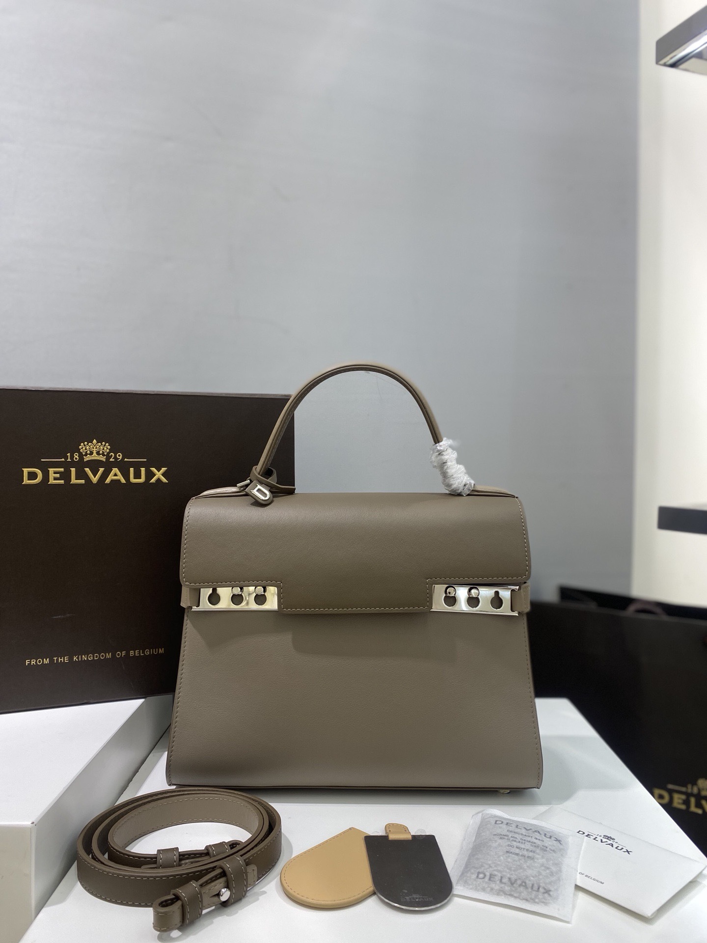 DELVAUX