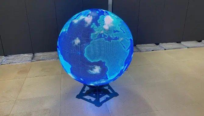 Customize Size  P2.5 LED Video Ball 1 Meter Diameter Sphere LED DIsplay Irregular Shape Led Screen Mobile Control
