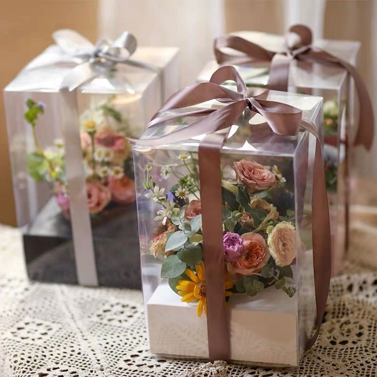 ZL Wholesale Luxury PVC Transparent Square Roses Gift Box Decoration Clear Flower Box