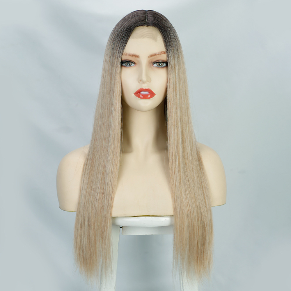 Synthetic Small Lace Wig Cosplay Natural Use Wigs Heat Resistant Wigs For Women Middle Part Glueless Wig for Woman