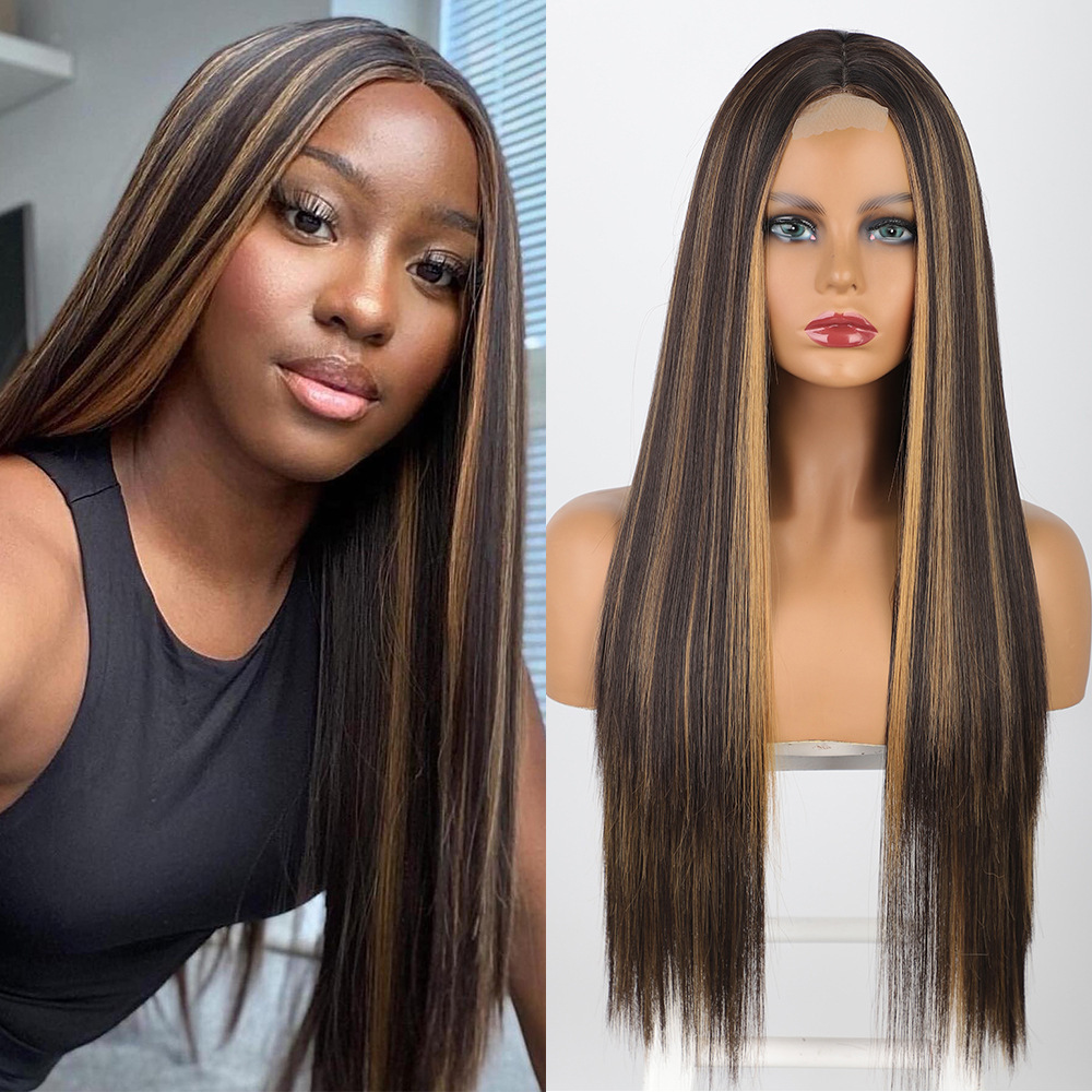 Synthetic Small Lace Wig Cosplay Natural Use Wigs Heat Resistant Wigs For Women Middle Part Glueless Wig for Woman