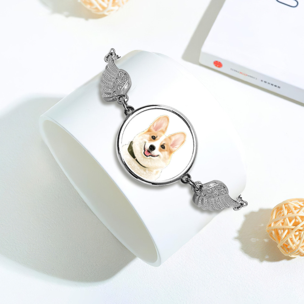 Winged Circular Bracelet