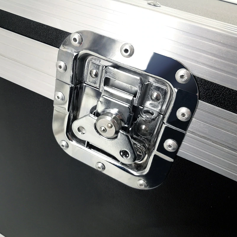 Flight case "WITH" 2pcs Zoom Par LED 18x18W 4in1/6in1 RGBWA+UV