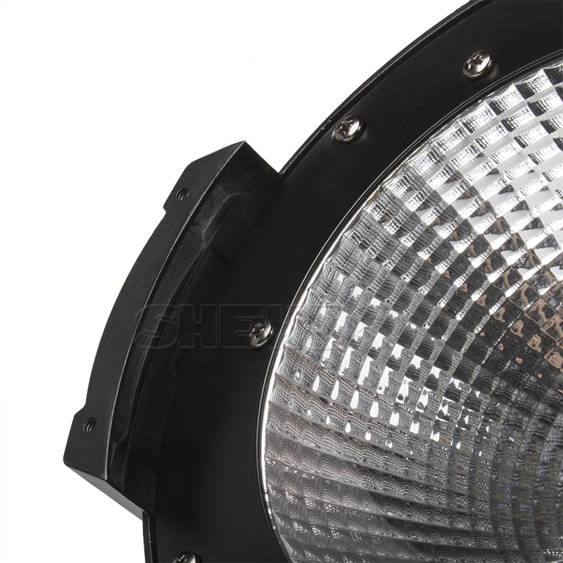 Flightcase "WITH"  COB Par LED 200W 6in1 4/6/8Pcs
