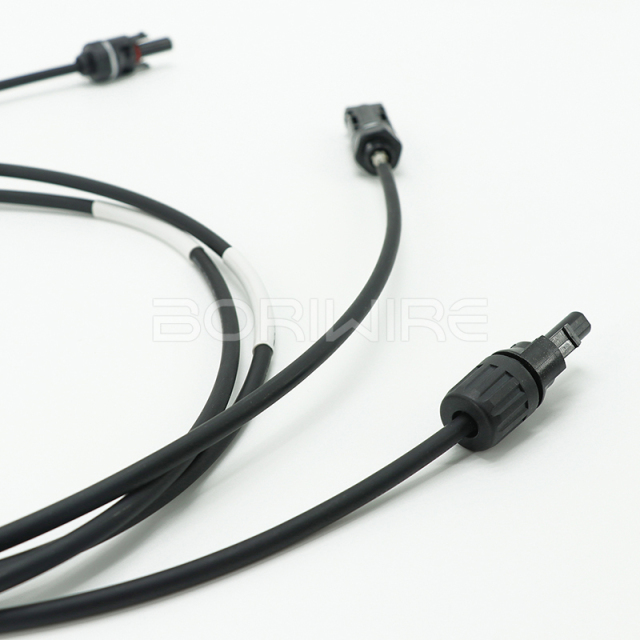 线束制造工厂定制1500V 30A公、母连接器线束，用于太阳能光伏板配件