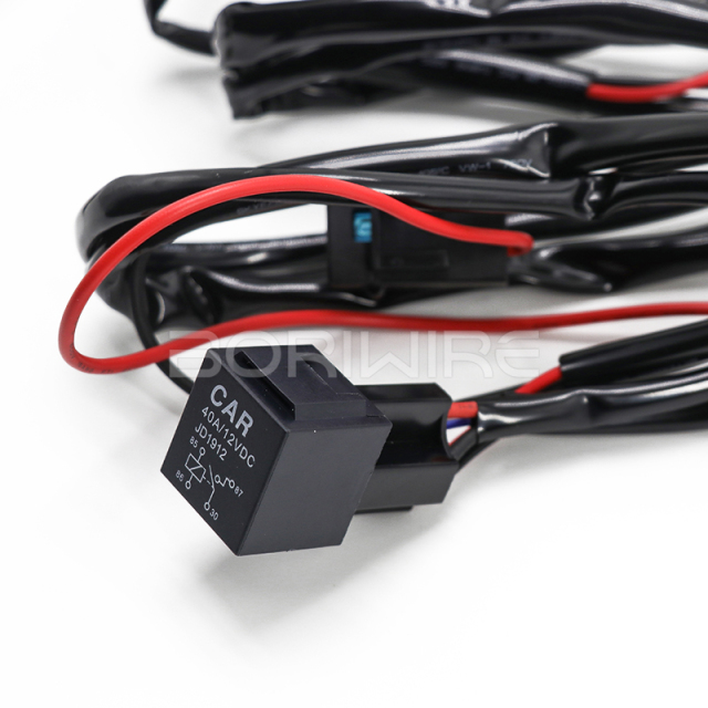 定制 H4 防水线束一拖二 HID 气体灯改装汽车远近伸缩可变光束